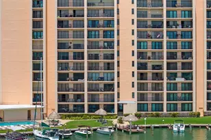 51 Island Way, Clearwater Beach, FL 33767 - Photo 43