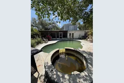 1700 Country Club Road N, Saint Petersburg, FL 33710 - Photo 17