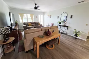 6015 19th St N, Saint Petersburg, FL 33714 - Photo 11