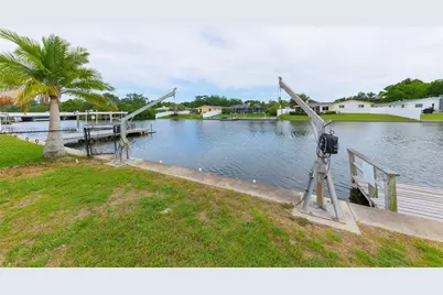 2187 Waterside Drive, Clearwater, FL 33764 - Photo 53