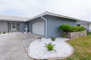 2187 Waterside Dr, Clearwater, FL 33764 - Photo 3