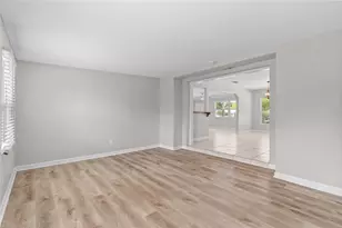 4813 Lake Charles Dr N, Kenneth City, FL 33709 - Photo 15