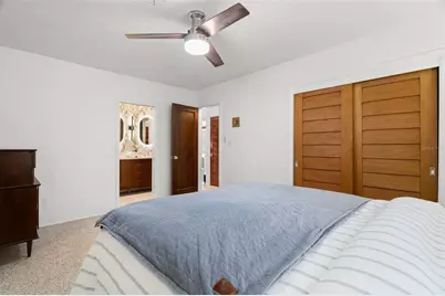 2671 W Bay Isle Drive SE, Saint Petersburg, FL 33705 - Photo 25