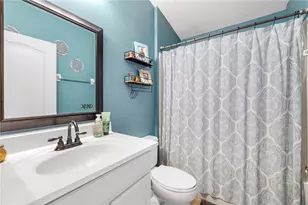 8020 Alamosa Wood Ave, Ruskin, FL 33573 - Photo 5