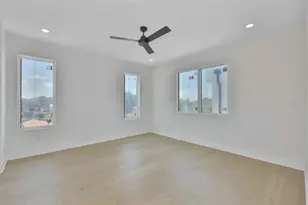 310 W Columbus Dr, Tampa, FL 33602 - Photo 13