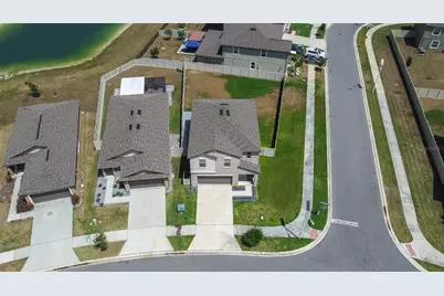 31366 Barrel Wave Way, Wesley Chapel, FL 33545 - Photo 51