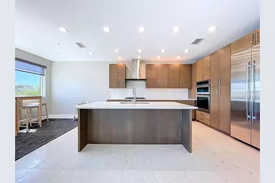 306 Bay Plz, Treasure Island, FL 33706 - Photo 15