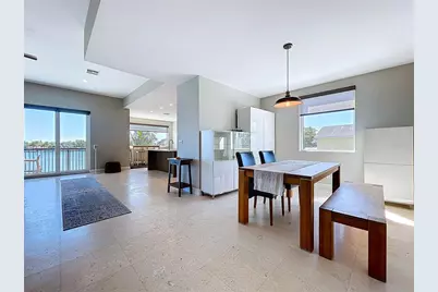 306 Bay Plz, Treasure Island, FL 33706 - Photo 13