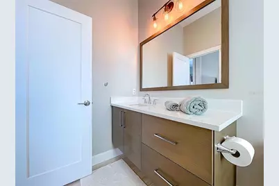 306 Bay Plz, Treasure Island, FL 33706 - Photo 43