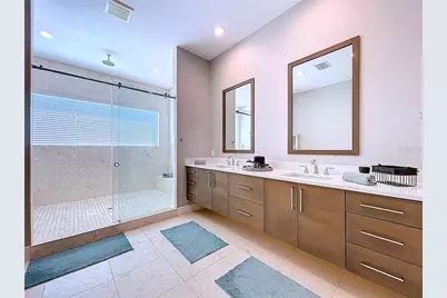 306 Bay Plz, Treasure Island, FL 33706 - Photo 29