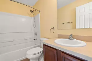 4405 Tuscan Loon Dr, Tampa, FL 33619 - Photo 11