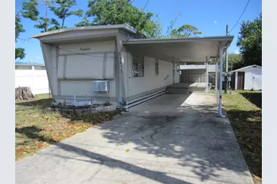 39015 Hillcrest Drive, Zephyrhills, FL 33542 - Photo 1
