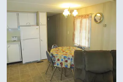 39015 Hillcrest Drive, Zephyrhills, FL 33542 - Photo 3