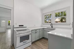 1002 23rd St W, Bradenton, FL 34205 - Photo 35