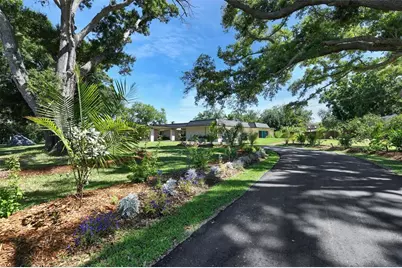 1875 Belleair Road, Clearwater, FL 33764 - Photo 7
