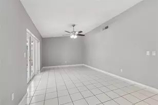 1733 Sutton Pl, Dunedin, FL 34698 - Photo 5
