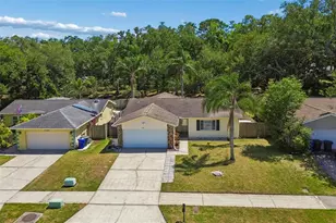 1733 Sutton Pl, Dunedin, FL 34698 - Photo 35