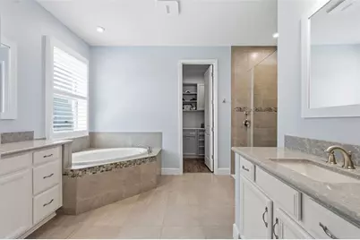 33805 Castaway Loop, Wesley Chapel, FL 33543 - Photo 19