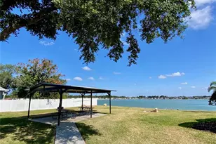 8330 Fantasia Park Way, Riverview, FL 33578 - Photo 9