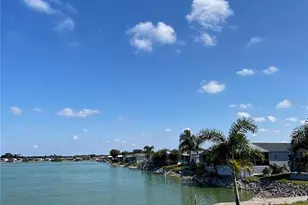 8330 Fantasia Park Way, Riverview, FL 33578 - Photo 9