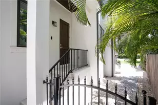 4402 W Beach Park Dr, Tampa, FL 33609 - Photo 71
