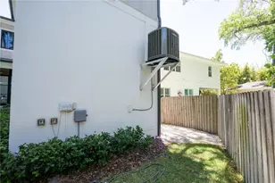 4402 W Beach Park Dr, Tampa, FL 33609 - Photo 73