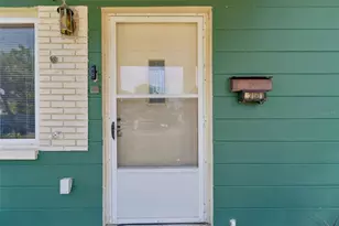 3501 38th St N, Saint Petersburg, FL 33713 - Photo 9