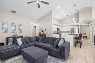 1114 Marina Dr, Tarpon Springs, FL 34689 - Photo 27