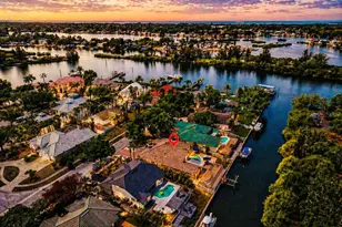 1114 Marina Dr, Tarpon Springs, FL 34689 - Photo 1