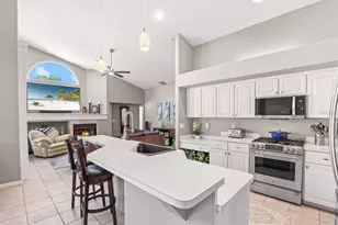 1114 Marina Dr, Tarpon Springs, FL 34689 - Photo 23
