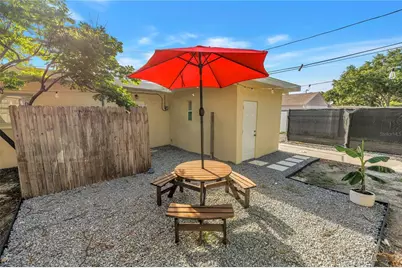 110 NE Monroe Circle N #1, Saint Petersburg, FL 33702 - Photo 45