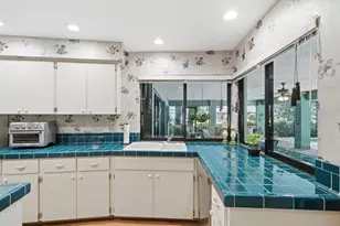 5046 Barrowe Dr, Tampa, FL 33624 - Photo 21