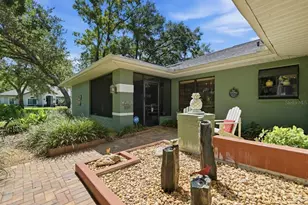 5046 Barrowe Dr, Tampa, FL 33624 - Photo 7