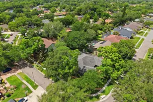 5046 Barrowe Dr, Tampa, FL 33624 - Photo 75