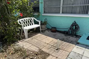7007 Versailles N, Pinellas Park, FL 33781 - Photo 17