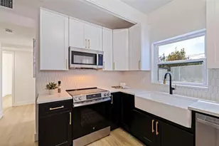 1235 45th St N, Saint Petersburg, FL 33713 - Photo 9