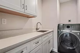 3304 Moran Rd, Tampa, FL 33618 - Photo 39