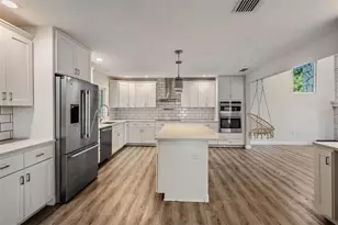 3304 Moran Rd, Tampa, FL 33618 - Photo 13