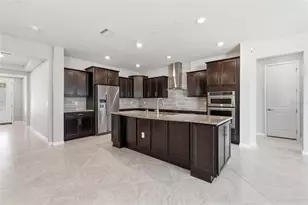 18760 Birchwood Groves Dr, Lutz, FL 33558 - Photo 23