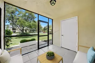 3001 58th Ave S, Saint Petersburg, FL 33712 - Photo 11