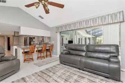2820 Valencia Lane W, Palm Harbor, FL 34684 - Photo 31