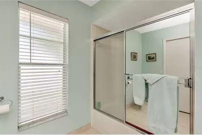 2820 Valencia Lane W, Palm Harbor, FL 34684 - Photo 37
