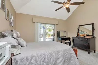2820 Valencia Lane W, Palm Harbor, FL 34684 - Photo 13