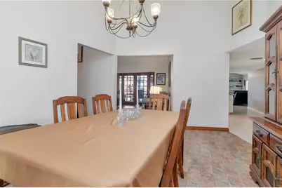 2820 Valencia Lane W, Palm Harbor, FL 34684 - Photo 9