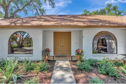 2820 Valencia Lane W, Palm Harbor, FL 34684 - Photo 5