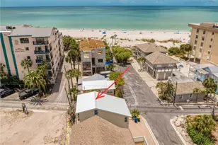 13095 Gulf Ln, Madeira Beach, FL 33708 - Photo 3