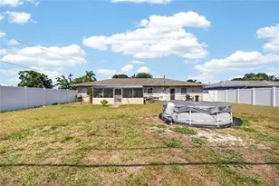 219 S Saturn Ave, Clearwater, FL 33755 - Photo 31