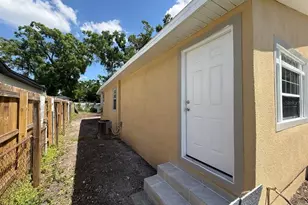 7211 N Himes Ave, Tampa, FL 33614 - Photo 13