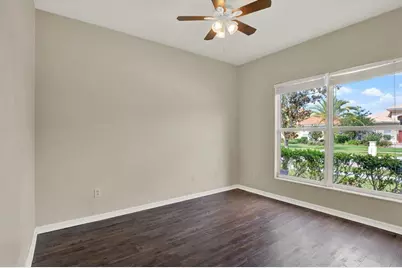 18019 Java Isle Drive, Tampa, FL 33647 - Photo 33