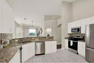 18019 Java Isle Drive, Tampa, FL 33647 - Photo 7